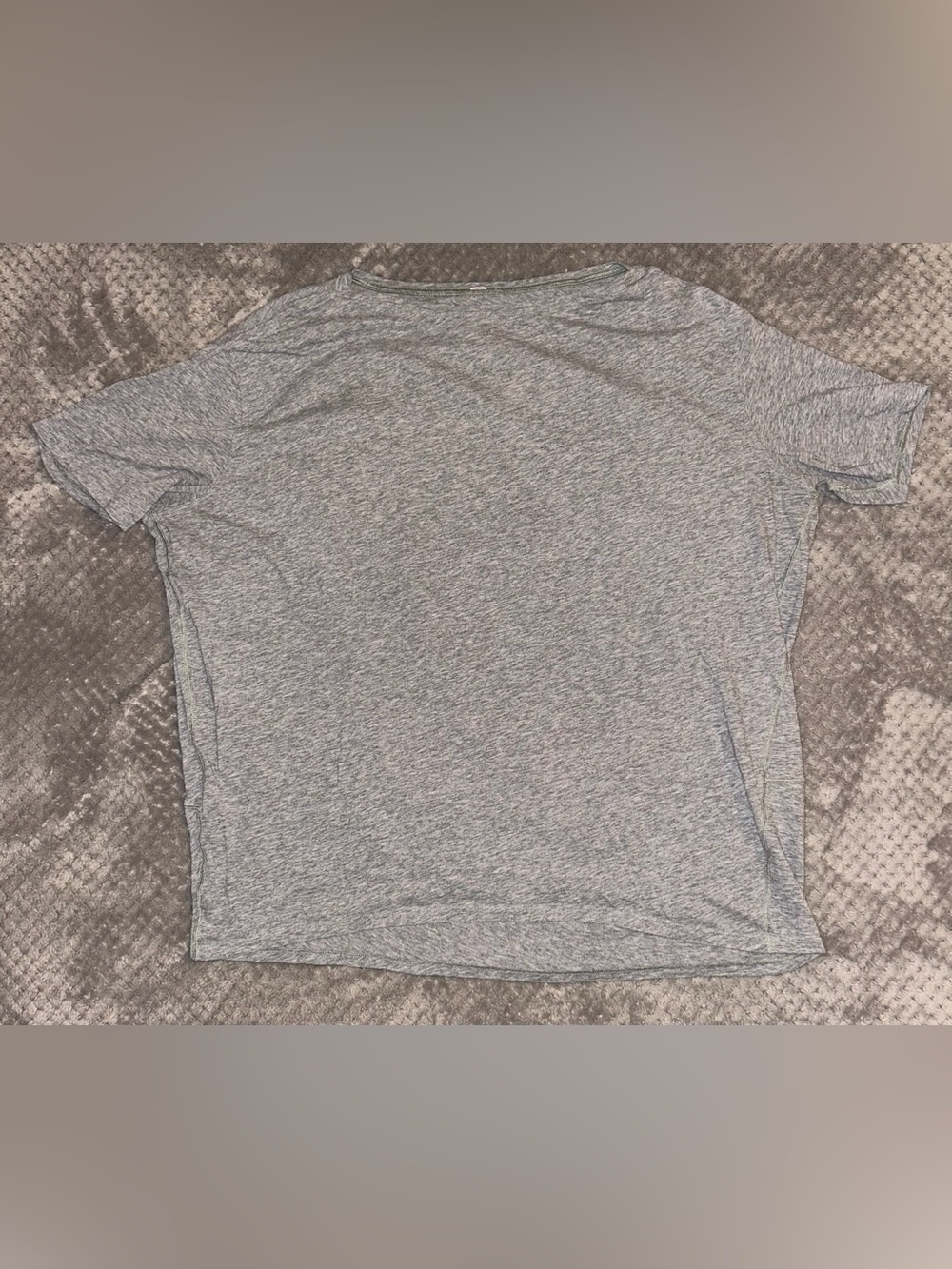 Lululemon Women’s Lightweight Grey Crewneck
